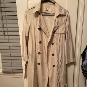 Classic Cream Trench Coat M